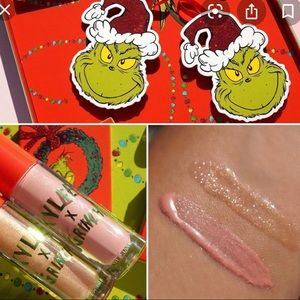 Kylie x Grinch collection
